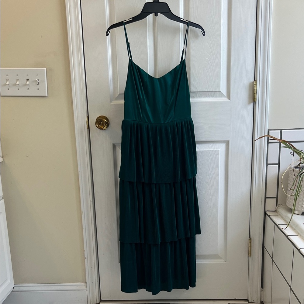 Elegant Green Tiered Dress